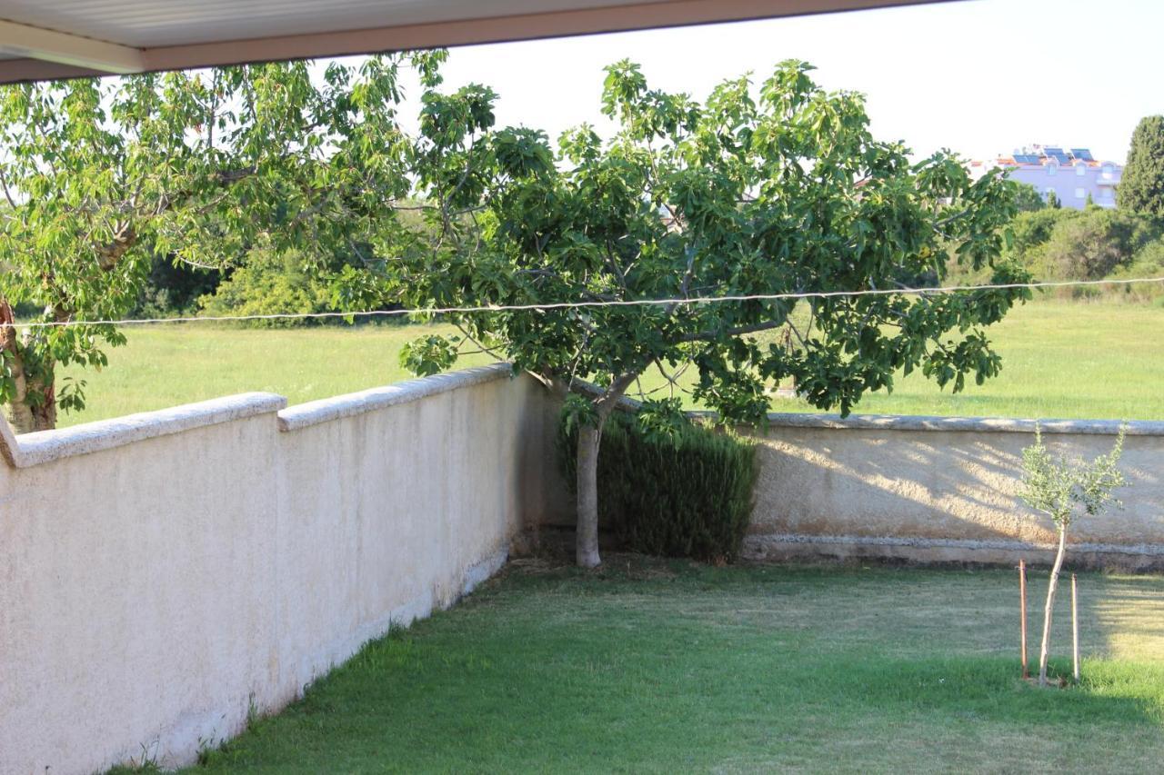 Apartments With A Parking Space Valbandon, Fazana - 7296 Stinjan Exterior photo
